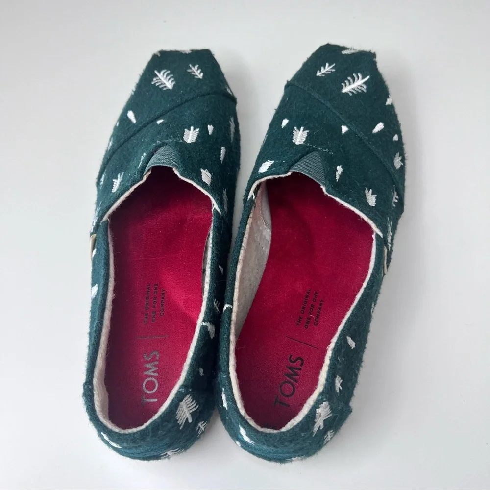 TOMS Forest Trees Embroidered Espadrilles 🌲
